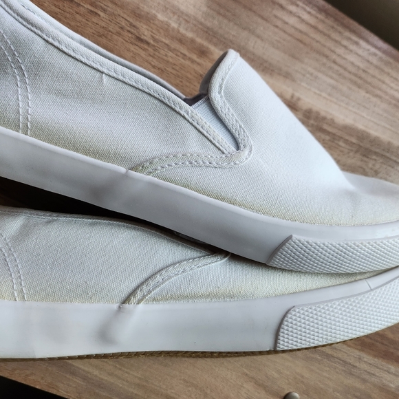Womens White slip on Amazon essentials sneaker 8 - Picture 8 of 9